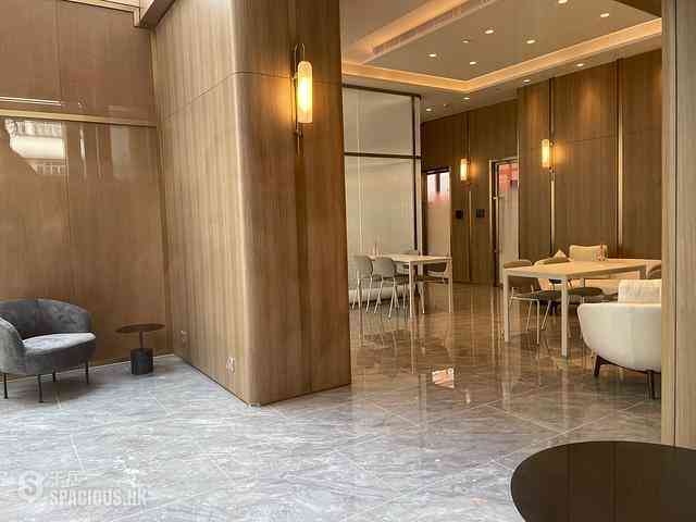 Sai Ying Pun - Des Voeux W Residence 05