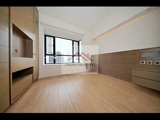 Mid Levels Central - Vantage Park 05