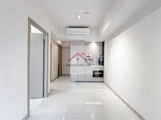 Sai Ying Pun - King's Hill 02