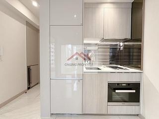 Sai Ying Pun - King's Hill 03