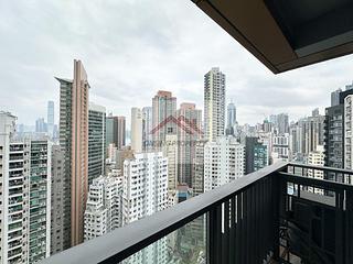 Sai Ying Pun - The Queens 02