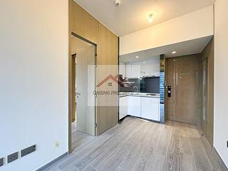 Sai Ying Pun - The Queens 04