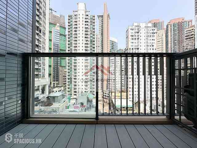 Sai Ying Pun - The Queens 02