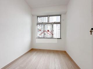 Soho - Ying Pont Building 04