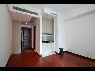 Wan Chai - The Avenue Phase 2 03