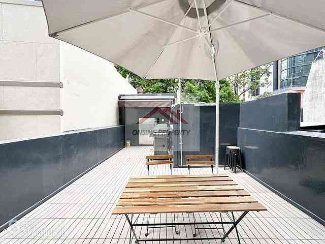 Central - 17, Peel Street 01