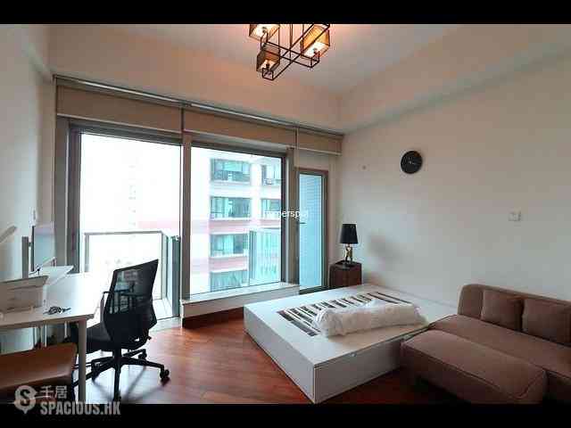 Wan Chai - The Avenue Phase 2 01