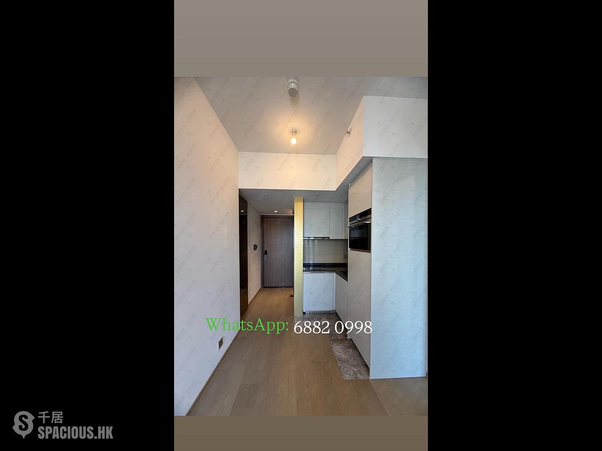 Sai Ying Pun - 15 Western Street 01