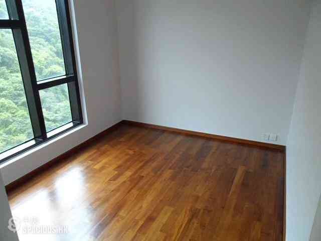 Repulse Bay - Helene Tower 21