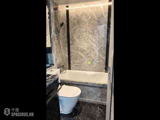 Wong Chuk Hang - The Southside Phase 3C Blue Coast II Tower 3 07