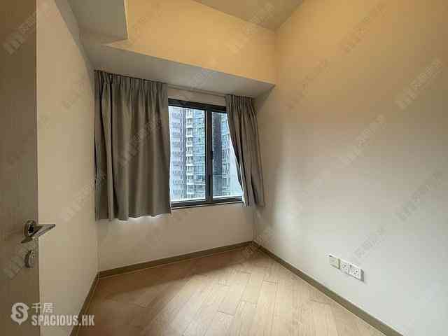 Wong Chuk Hang - The Southside Phase 1 Southland Tower 2A 05