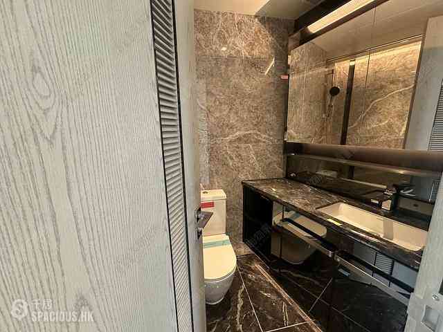 Wong Chuk Hang - The Southside Phase 3C Blue Coast II Tower 5 04