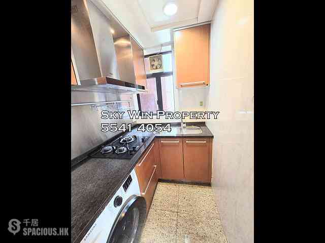 West Kowloon - The Arch 07