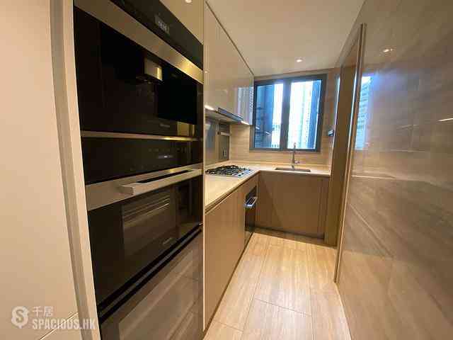 Wong Chuk Hang - The Southside Phase 1 Southland Tower 2B 02