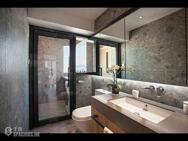 Sai Ying Pun - 111, High Street 06