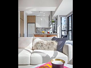 Sai Ying Pun - 111, High Street 07