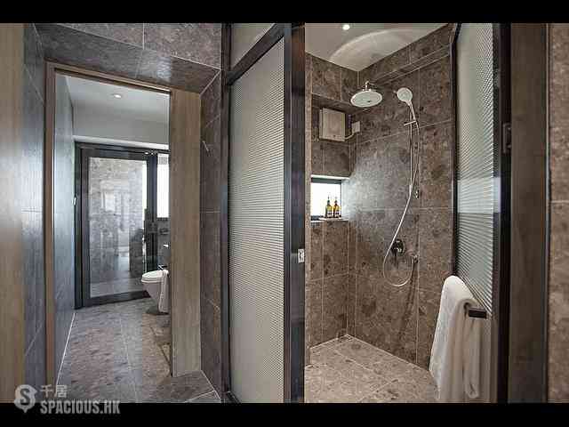 Sai Ying Pun - 111, High Street 06