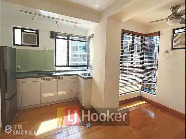 Soho - Lilian Court 01