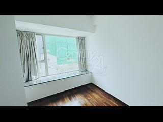 Soho - Centrestage 05