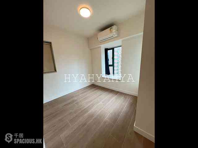 Kennedy Town - University Heights 02