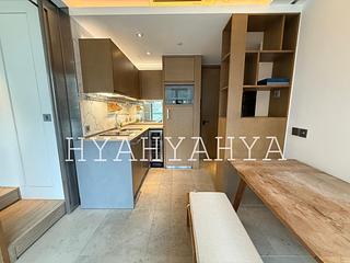 Shek Tong Tsui - Eight South Lane 05