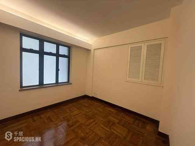 Causeway Bay - Yee Hing Building 03