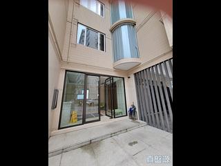 Repulse Bay - Ridge Court Block A-B 11