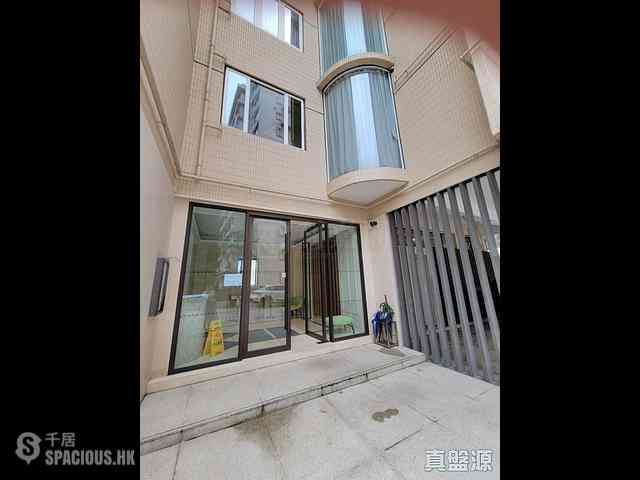 Repulse Bay - Ridge Court Block A-B 11