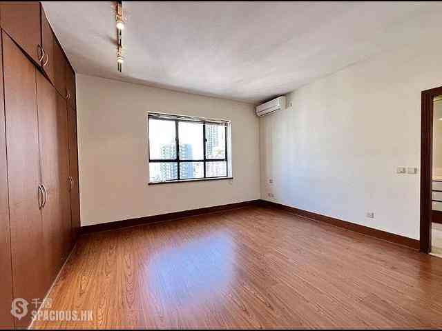 Mid Levels Central - Visalia Garden 07