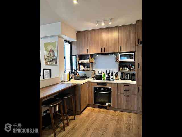 Mid Levels Central - Jadestone Court 02