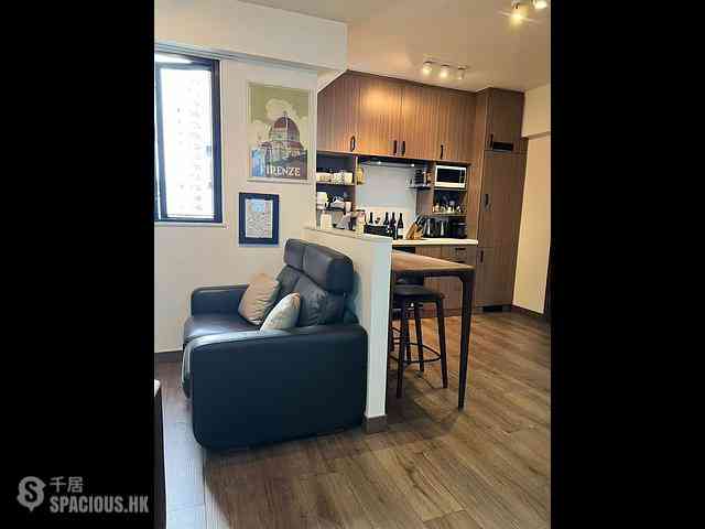 Mid Levels Central - Jadestone Court 03