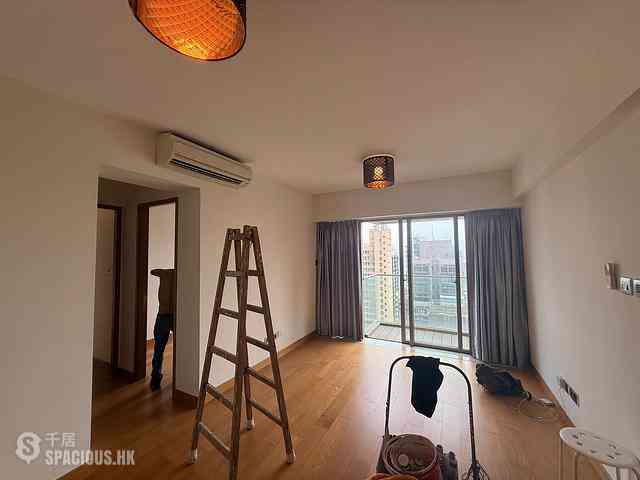 Sai Ying Pun - The Nova 01