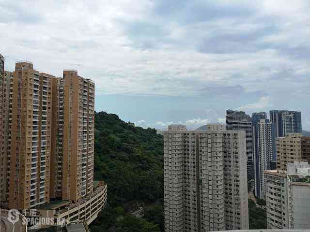 Pok Fu Lam - Baguio Villa 02