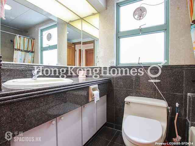 Mid Levels Central - Goldwin Heights 09