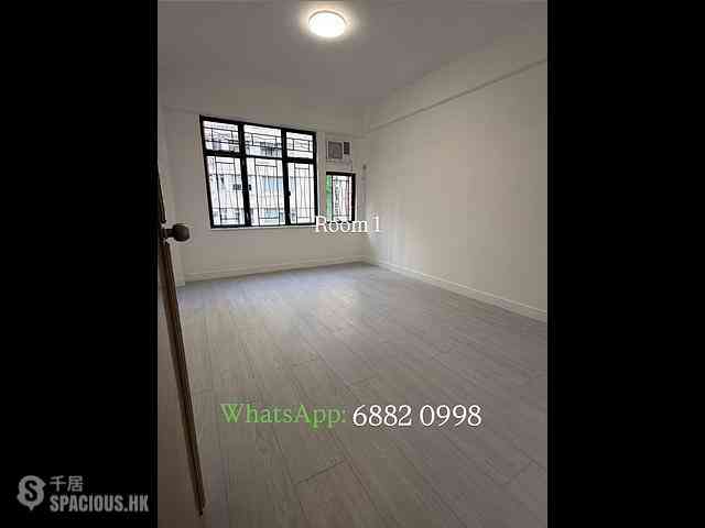 Mid Levels Central - Right Mansion 03