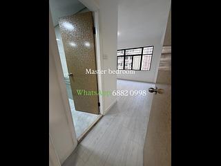 Mid Levels Central - Right Mansion 18