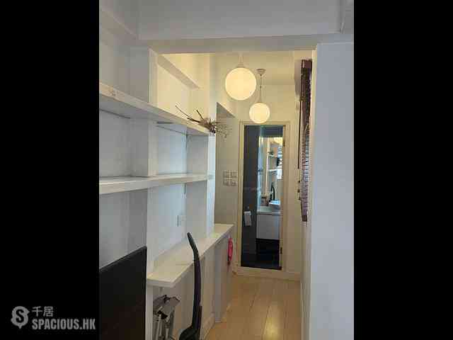 Central - 48, Gage Street 05