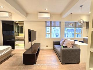 Wan Chai - Shun Ho Building 04