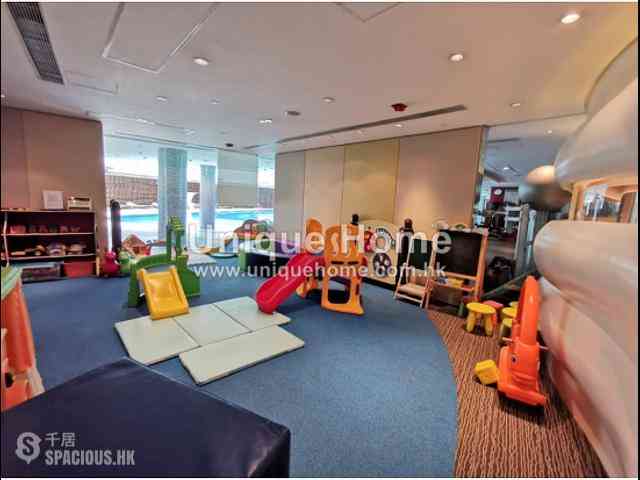 Repulse Bay - The Lily 15
