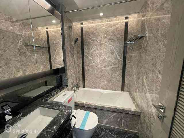 Wong Chuk Hang - The Southside Phase 3C Blue Coast II Tower 3 03