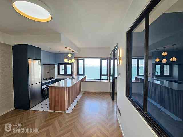Kennedy Town - Hing Wong Building 25