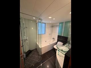 West Kowloon - The Harbourside Block 3 05