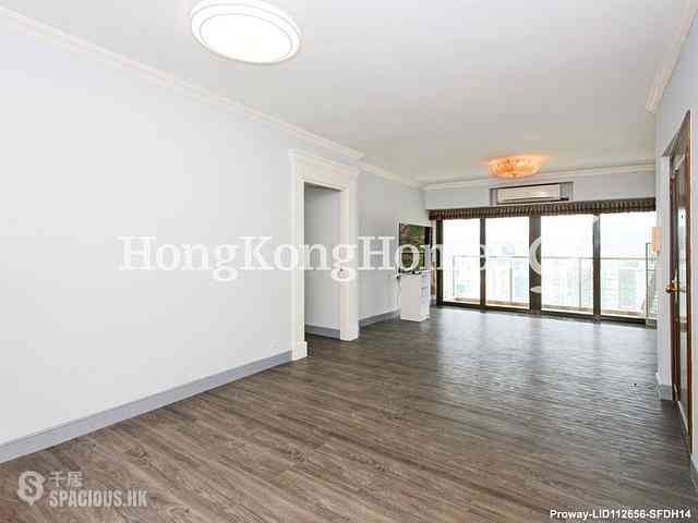 Tai Hang - Swiss Towers 01