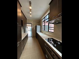 Mid Levels West - Dragonview Court 04