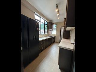 Mid Levels West - Dragonview Court 05