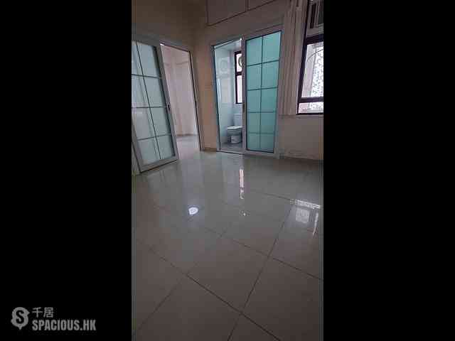 Sheung Wan - Kam Ho Mansion 08