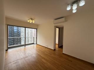 Sai Ying Pun - Island Crest 03