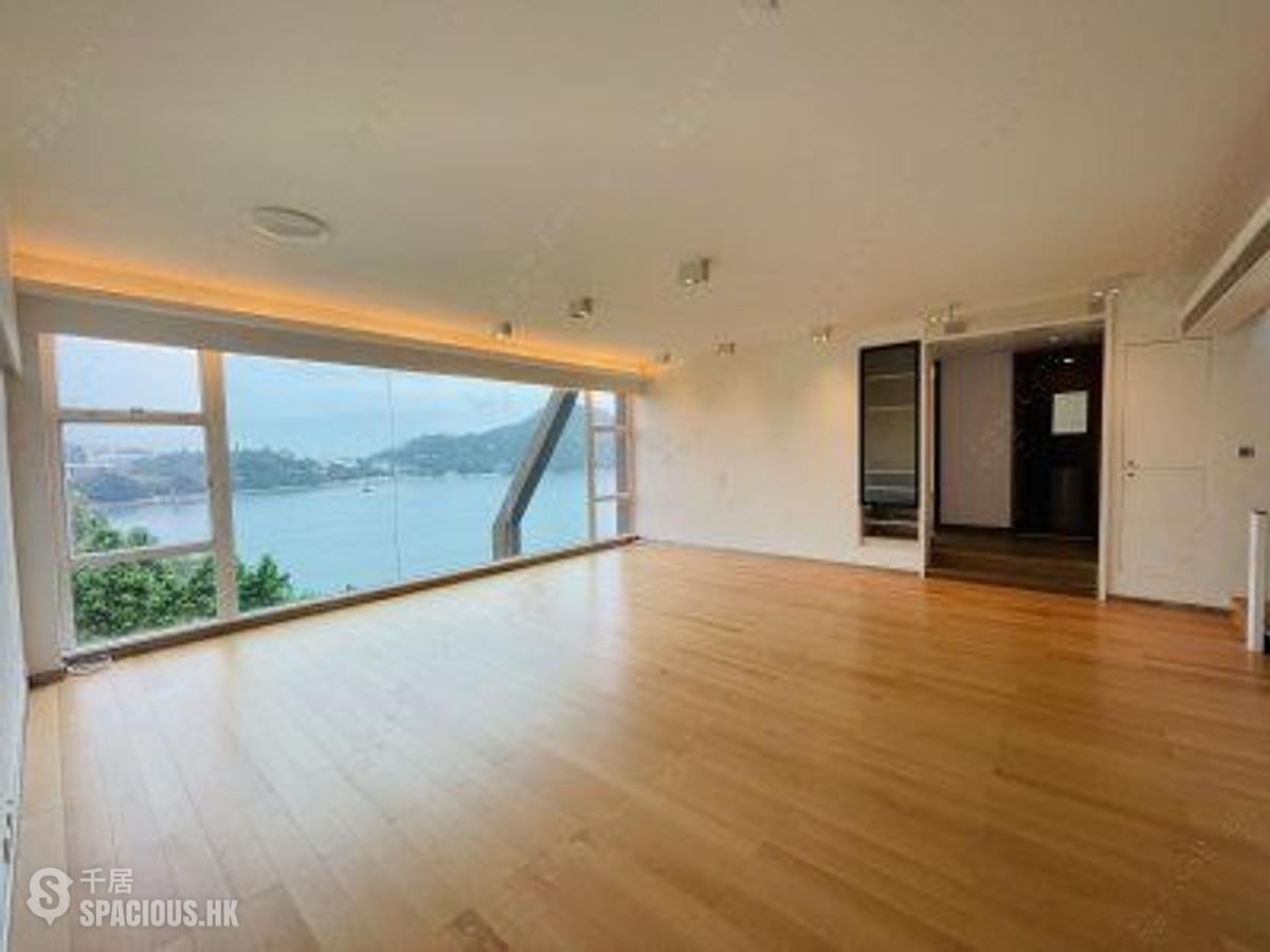 Chung Hom Kok - Cypresswaver Villas 01