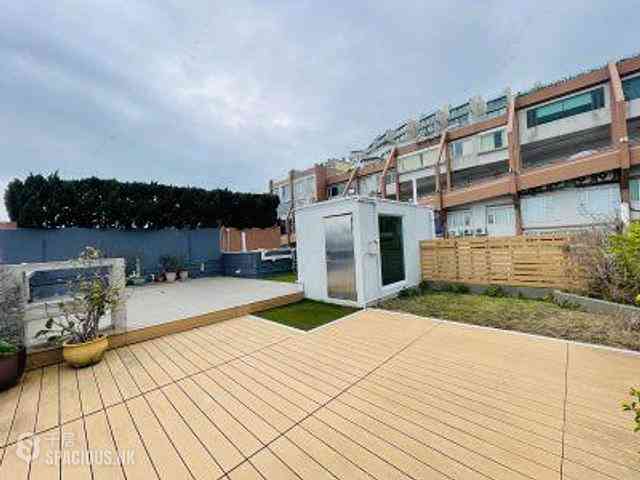 Chung Hom Kok - Cypresswaver Villas 02