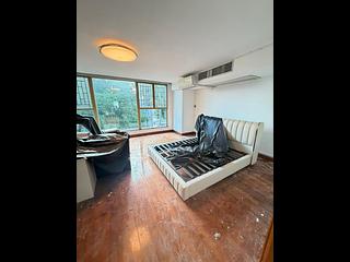 Kowloon Tong - La Salle Place 06